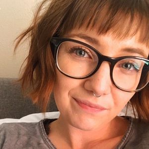 Meet your Posher, Addie